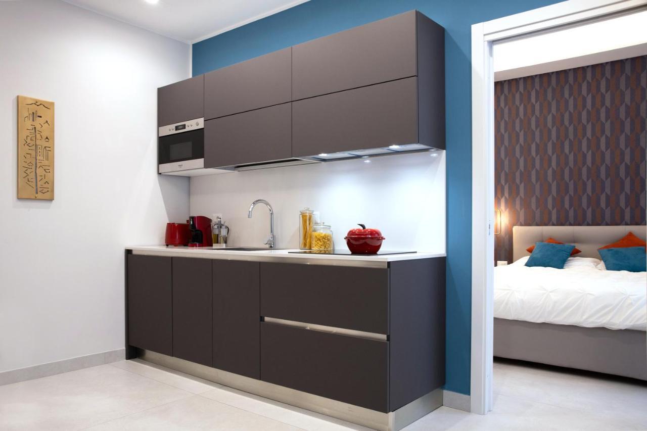 Napoli City Center - Appartamenti E Camere ภายนอก รูปภาพ